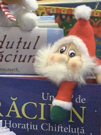 Moş Crăciun, autor Mircea Pop