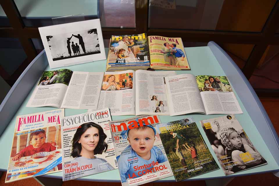 15 mai – Ziua Internaţională a Familiilor – Expoziție BJPD Periodice