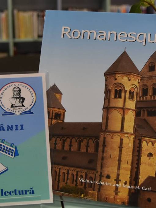 Victoria Charles, Klaus Carl, Romanesque Art, Editura Parkstone International, 2008