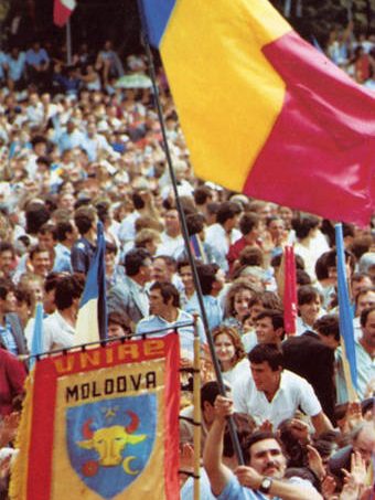 Marea-Adunare-Nationala-de-la-Chisinau-din-27-august-1991-Declararea-Independentei – Sursa foto ziaristionline