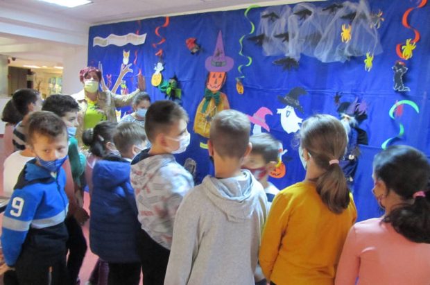 Decor de Haloween la BJPD 25-10-2021