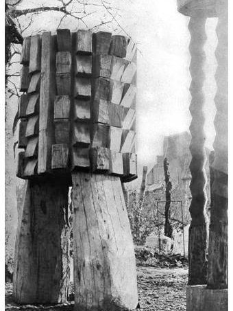 George Apostu – sculptură grădină aleier