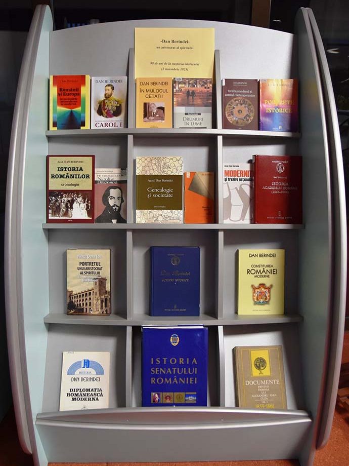 Expoziție de carte – 98 de ani de la nașterea istoricului Dan Berindei (3 noiembrie 1923)