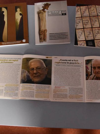 Expoziţie de reviste – Ziua Internaţională a Scriitorilor Întemniţaţi – 15 noiembrie