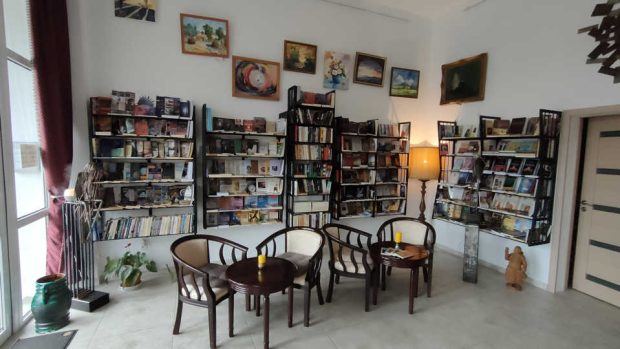 Librăria Cartea Noastră, Călin Terțan 11-2021-1