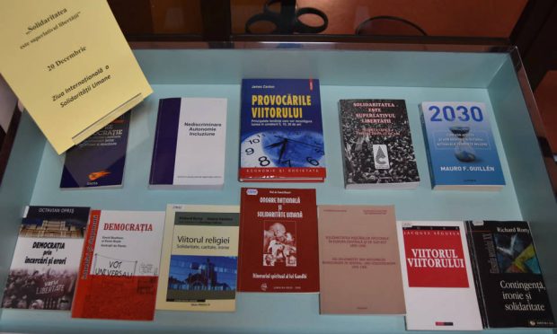 Vitrină de carte – 20 Decembrie – Ziua Internațională a Solidarității Umane