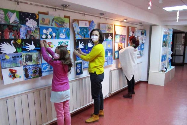 Expoziţie de artă plastică Somnoroase păsărele 13.01.2022