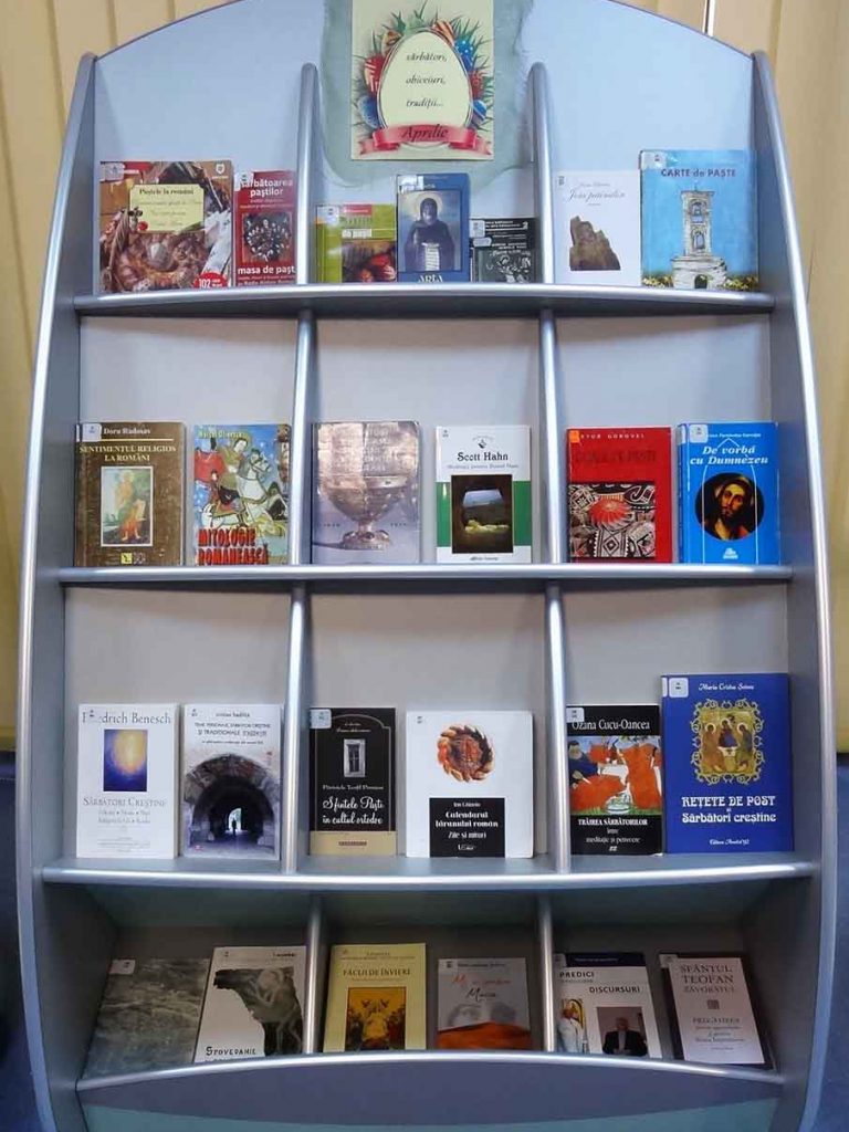 Expoziţie de carte la BJPD- 1 Aprilie 2022