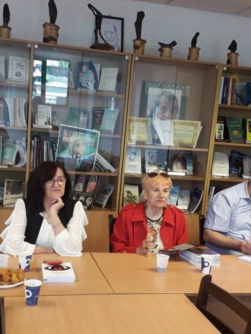Cenaclu literar Asociația Scriitorilor din Baia Mare la BJPD 14 mai 2022
