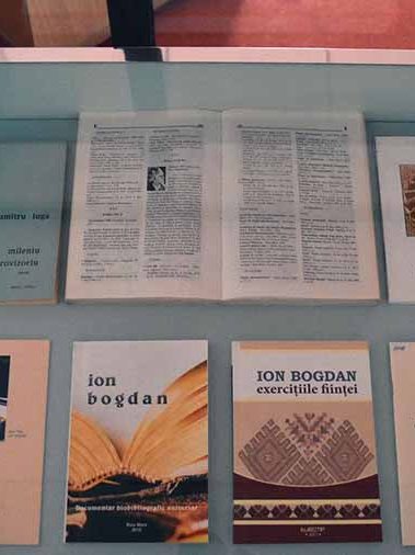 Dumitru Iuga, 80 de ani – Vitrină de carte la BJPD-07-08-22