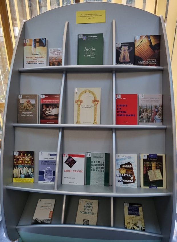 Expoziție de carte 31 august – Ziua Limbii Române