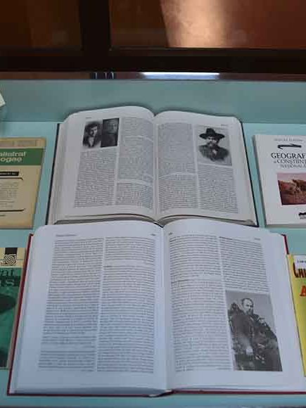 Pe urmele lui Calistrat Hogaș (1847 – 1947) – 105 ani de la moartea prozatorului, Vitrină de carte la BJPD – 28.08.2022