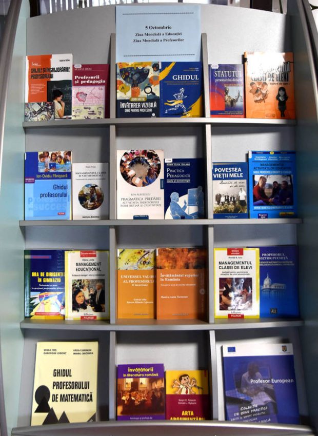 Ziua Mondială a Educației – Expoziție de carte la BJPD 05-10-2022