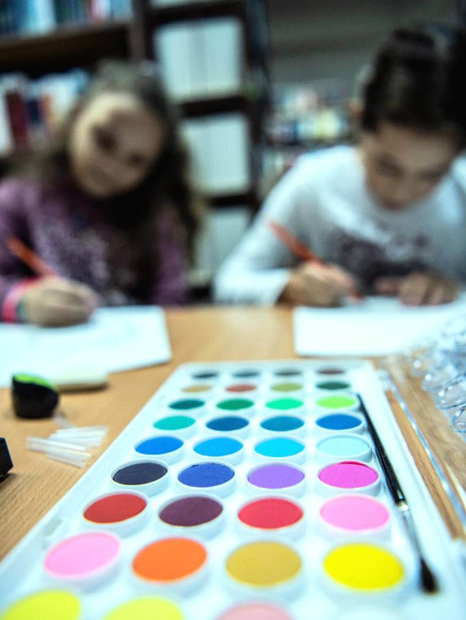 Atelierul de artă plastică la Filiala Traian – BJPD 16-11-22