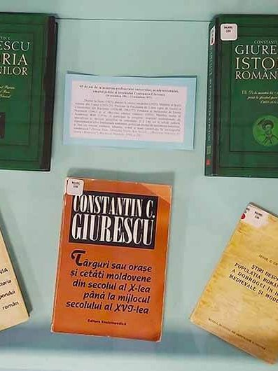 Vitrină de carte la BJPD – 45 de ani – istoricul și academicianul Constantin Giurescu, 13-11-2022