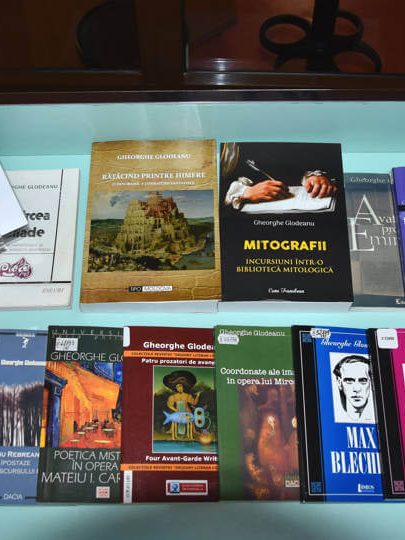 Gheorghe Glodeanu la ceas aniversar – 65 de ani – Vitrină de carte la BJPD 09-12-22