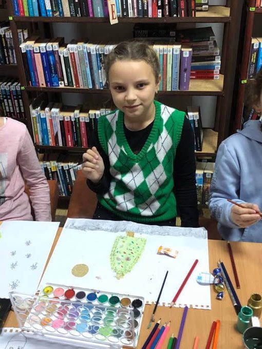 „Creativ Studio” la Filiala Traian Desenăm și colindăm