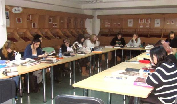 Activitate Colegiul de Arte la Biblioteca Județeană Petre Dulfu 31-01-2023