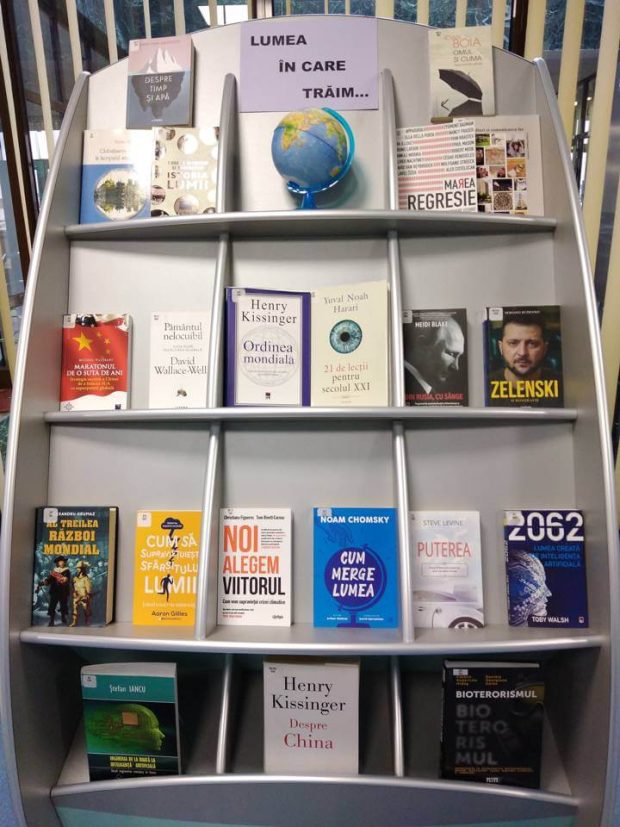Expoziție de carte „Lumea în care trăim” la BJPD 02-02-2023