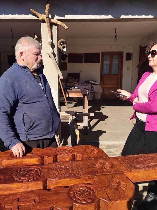 Sculptorul Nicolae Șerban şi Ioana Dunca, Rogoz, 18 martie 2023