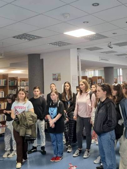 Prin labirintul cunoașterii la Biblioteca Judeţeană Petre Dulfu 17-05-23