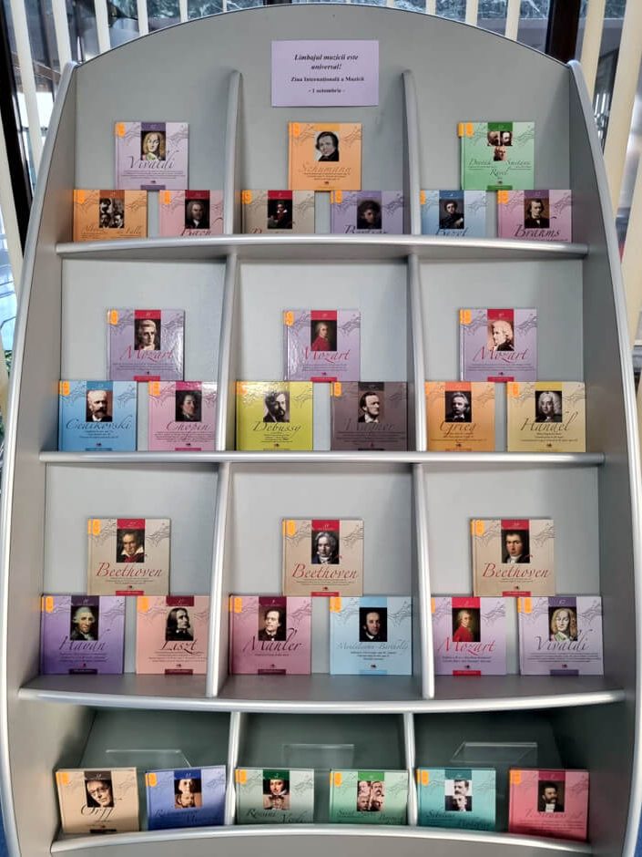 Ziua Internaţională a Muzicii – 1 octombrie – Expoziție de carte BJPD