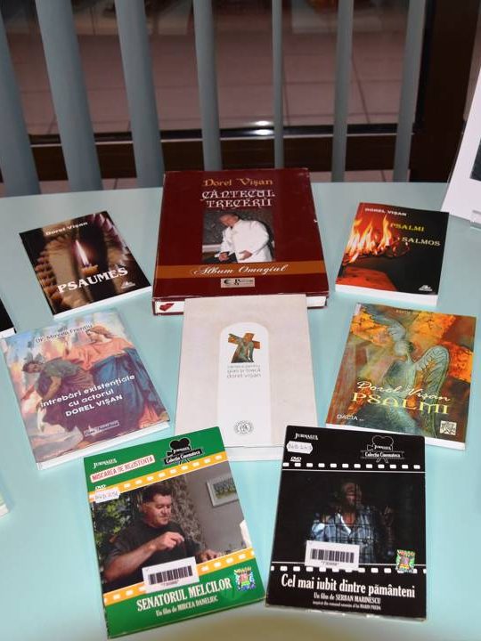 Dorel Vișan – actorul și miracolul lumii – vitrină de carte BJPD 08-11-23