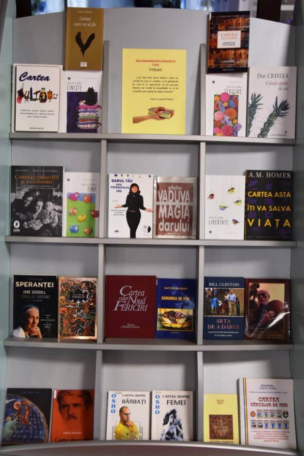 14 Februarie – Ziua Internațională a Cărții Dăruite – Biblioteca Județeană „Petre Dulfu” – 14-02-2024