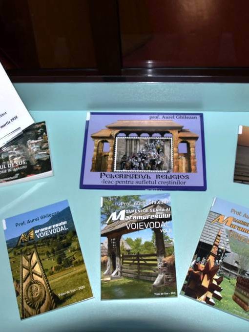 Aurel Ghilezan la ceas aniversar – 85 de ani de la naștere (3 martie 1939) – vitrină de carte la BJPD 03-03-2023