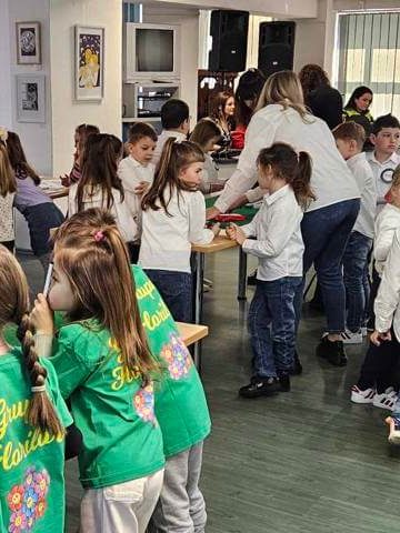 Vernisajul expoziției de desene „Circulând corect, ne protejăm viața” – BJPD 26-03-2024