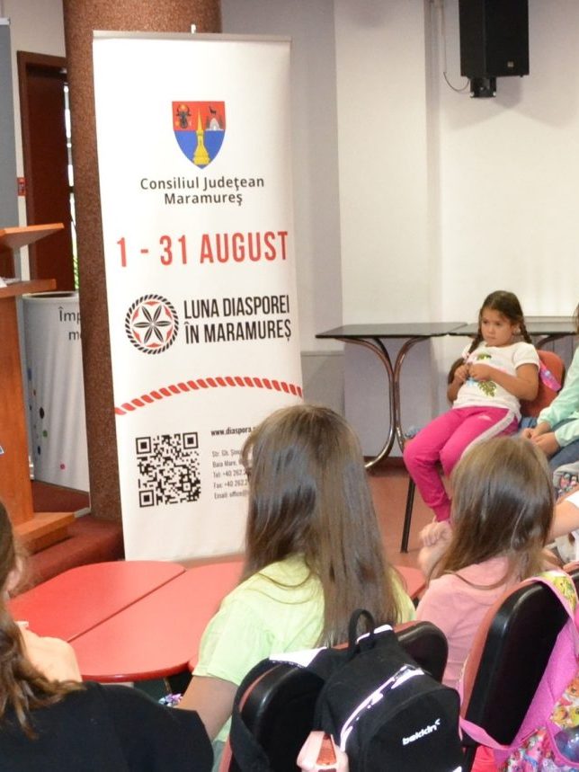 luna-diasporei-mm-2024-lectura-copii