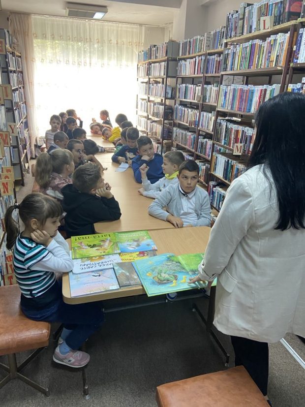 filiala-traian-primii-pasi-in-biblioteca