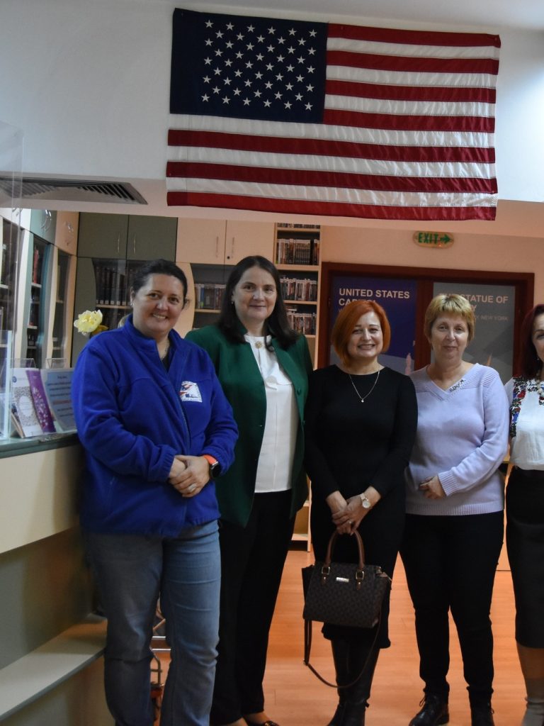 american-corner-vizita-bibliotecare-ucraina-oct-2024