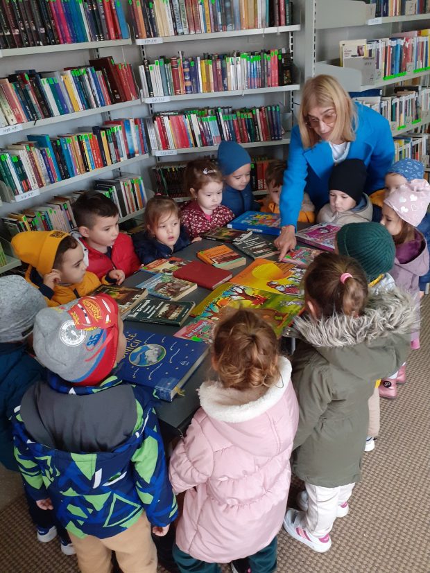 lumea-povestilor-ion-siugariu