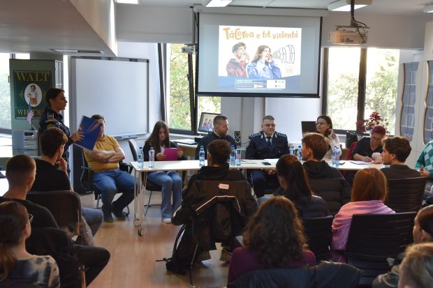 tacerea-e-tot-violenta