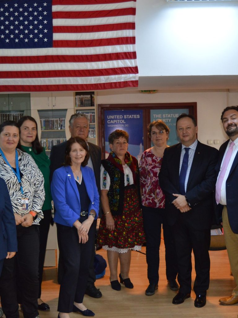 vizita-ambasador-sua-ucraina-biblioteca-petre=dulfu