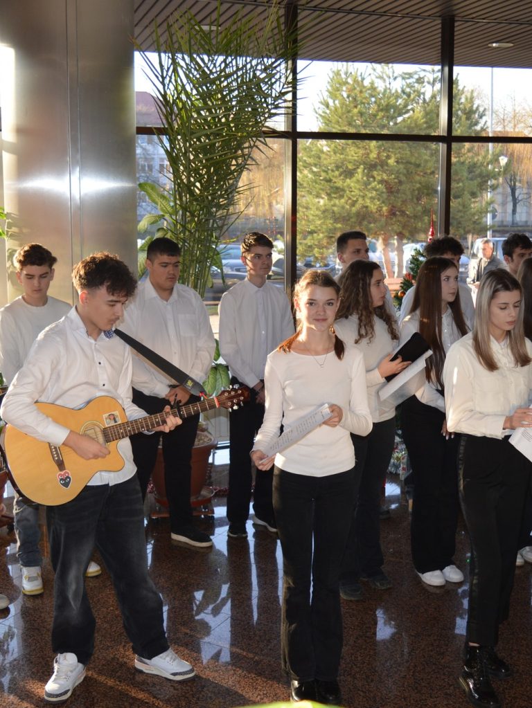 colind-grup-vocal-instrumental-baritiu-dec-2024