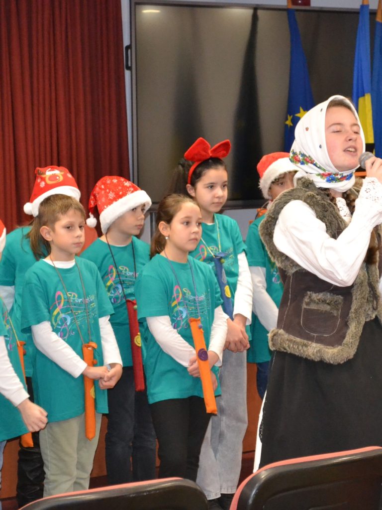 colinde-decembrie-2024-scoli