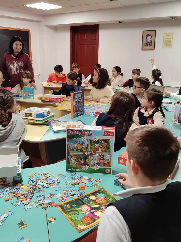 cartea-jocului-de-puzzle