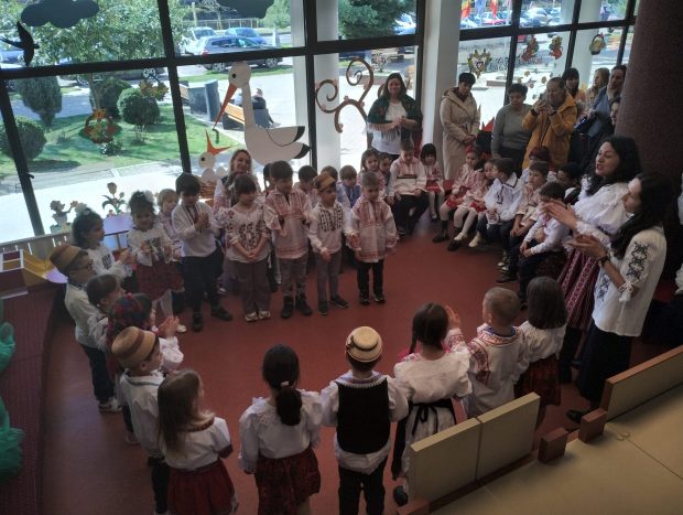 vernisaj-comori-din-satul-bunicilor