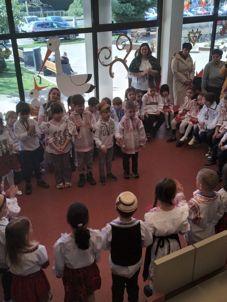 vernisaj-comori-din-satul-bunicilor