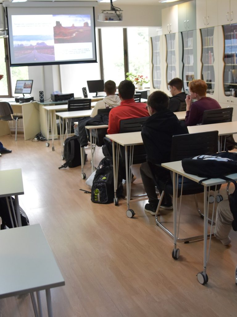 navajo-code-talkers-american-corner