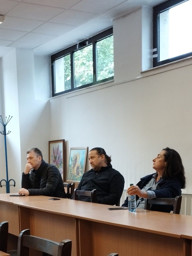 provocarile-gandirii-problema-autenticitatii