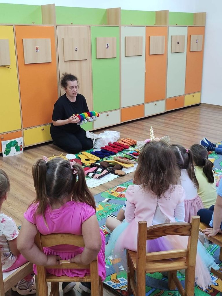 covorul-povestitor-chechis-2025