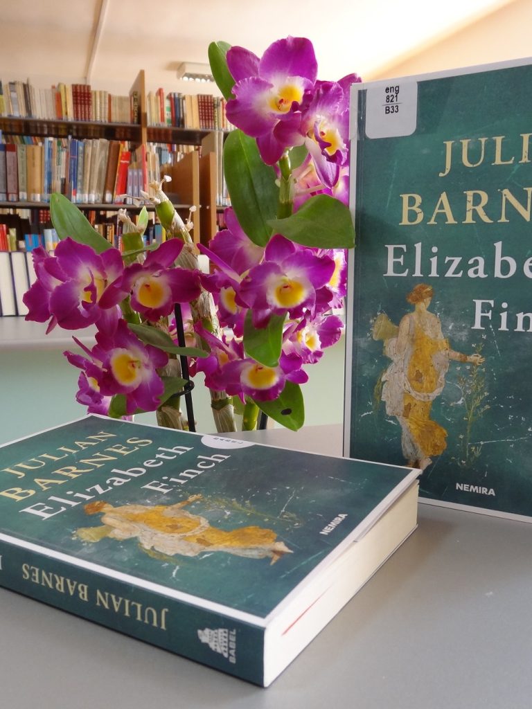 recomandare-multiculturalia-elizabeth-finch