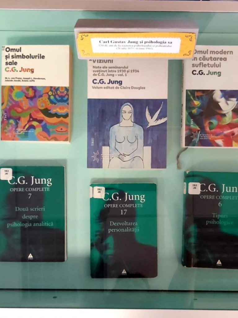 VITRINA-IMPRUMUT-JUNG