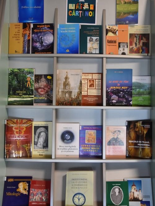 expozitie-sala-de-lectura-aparitii-editoriale