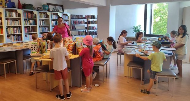 exploratorii-verii-biblio