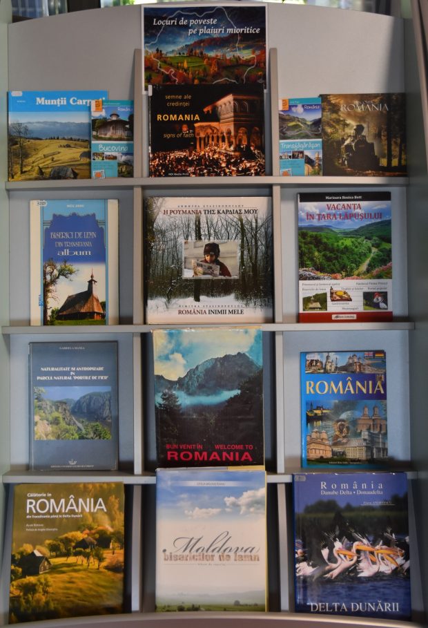 locuri-poveste-plaiuri-mioritice-expo-sala