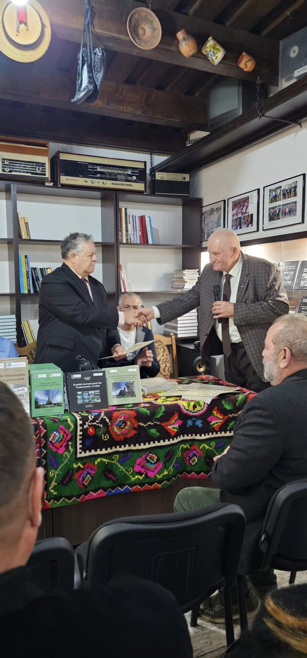 inaugurarea-bibliotecii-apsa